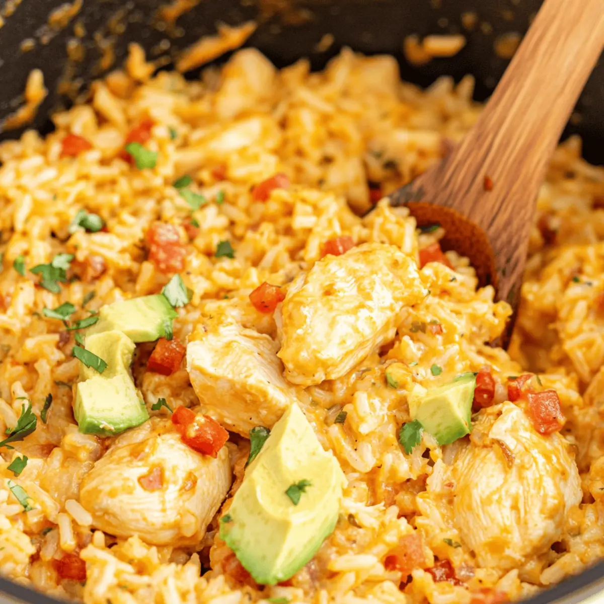 One Pot Queso Chicken and Rice: Comfort in Every Bite 4 One Pot Queso Chicken and Rice
