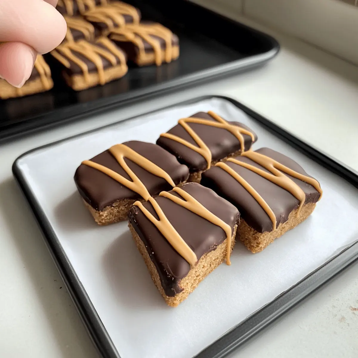 Irresistible Buckeye Graham Crackers: No-Bake Delight! 4 Buckeye Graham Crackers