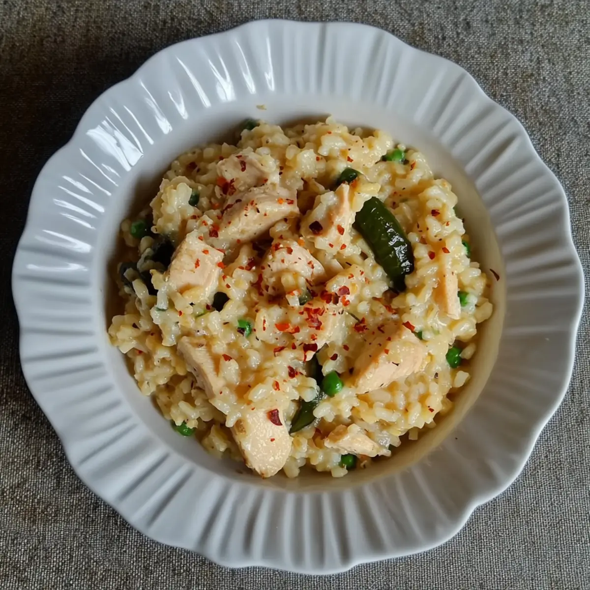 Creamy Spicy Chicken Poblano Risotto for Comforting Nights 1 385f7e67 e0af 4260 a01f 2fb030522975tr fd68ud