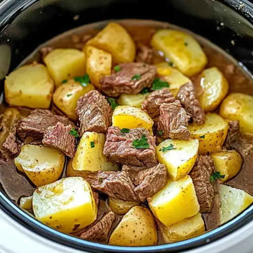 Slow Cooker Steak and Cheddar Potato