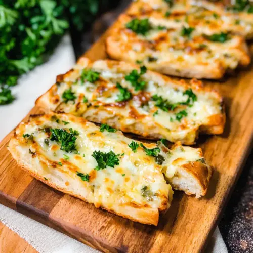 Irresistible TikTok Garlic Bread for Cheesy Deliciousness 4 TikTok Garlic Bread