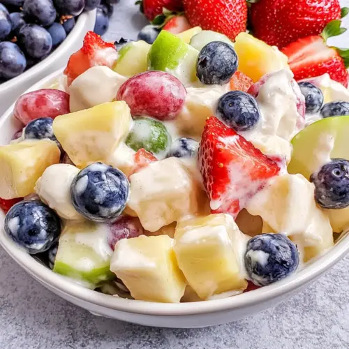 Creamy Fruit Salad Delight: Refreshing & Easy to Make! 20 Creamy fruit salad