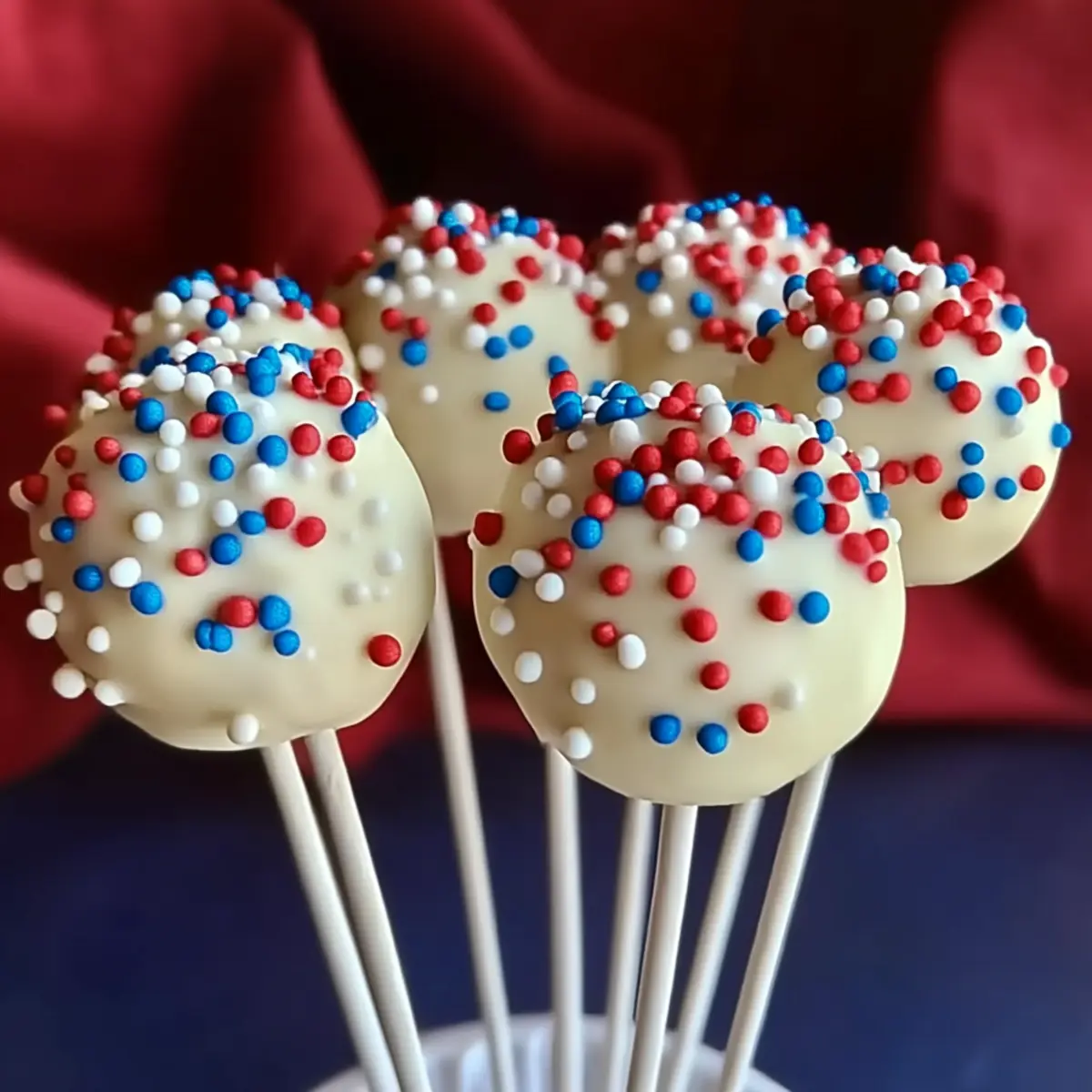 Colorful 4th of July Cake Pops Perfect for Summer Celebrations 3 unnamed file 435